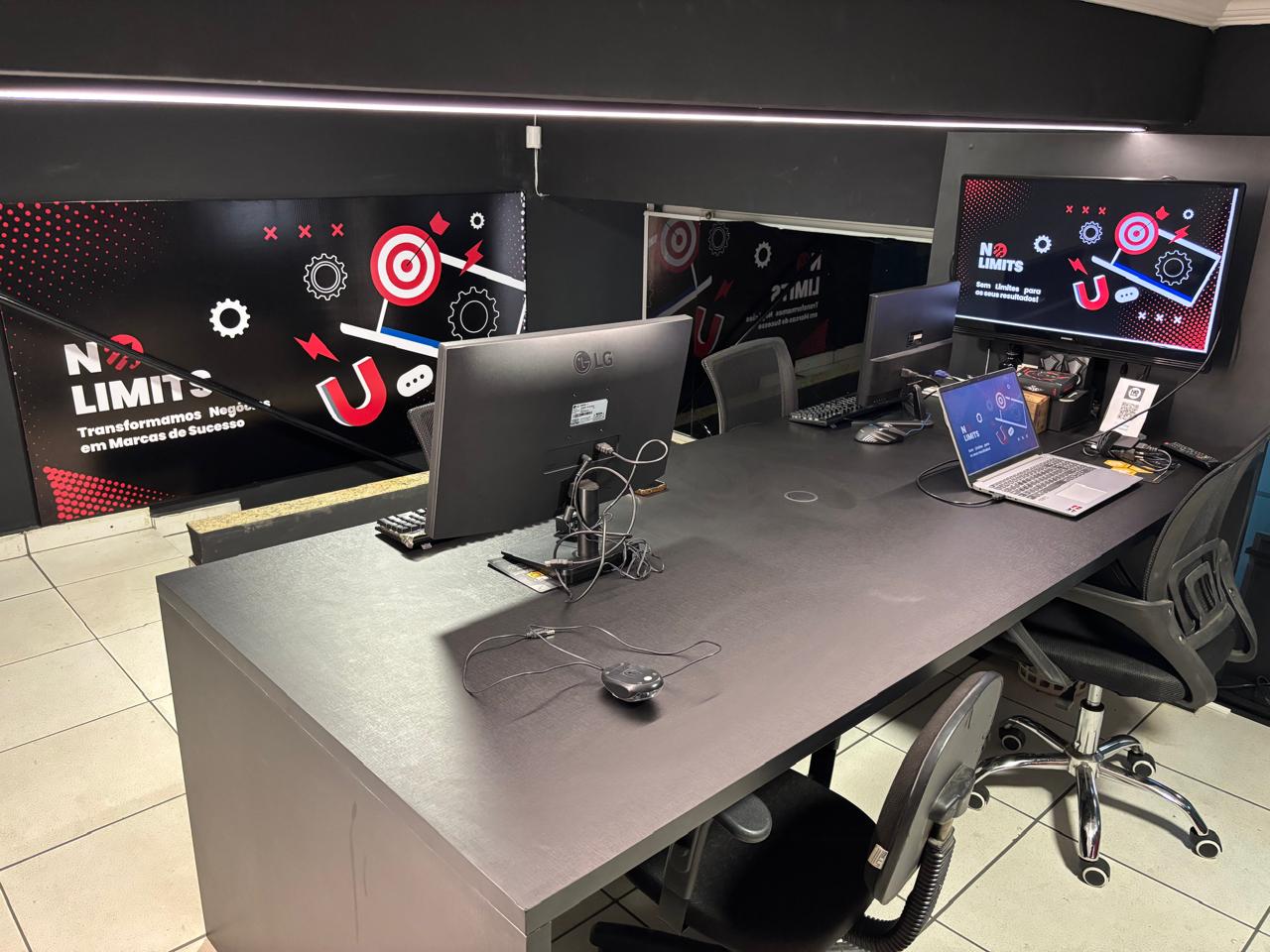 Escritório No Limits - Ambiente de trabalho colaborativo